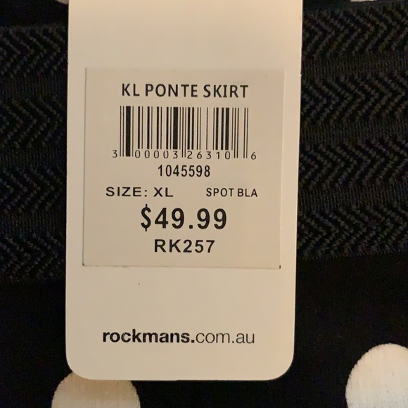 //retro pencil skirt// - Picture 5 of 5